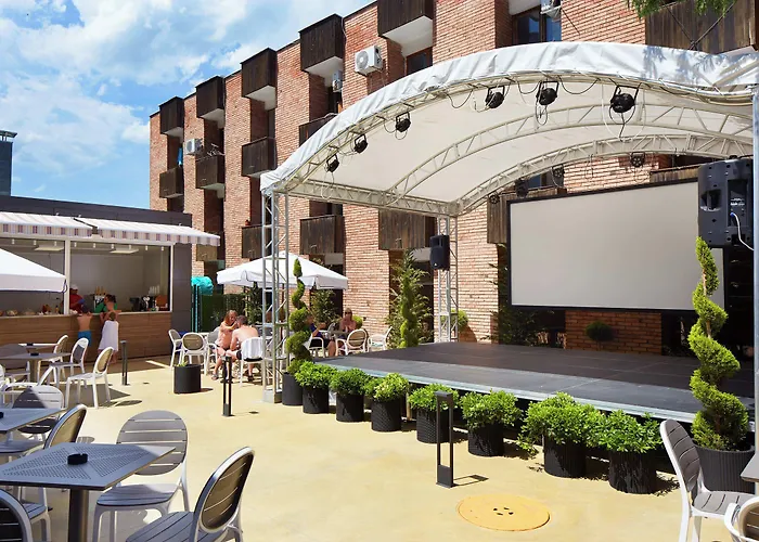 Diamond סאני ביץ'